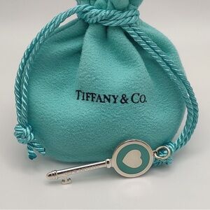 ⭐️🩵 Tiffany & Co. 🩵 ⭐️ Blue enamel key in Sterling silver